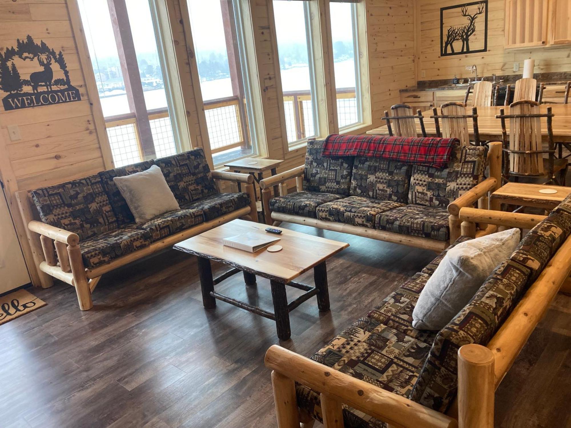 Keweenaw Waters Resort 霍顿 外观 照片