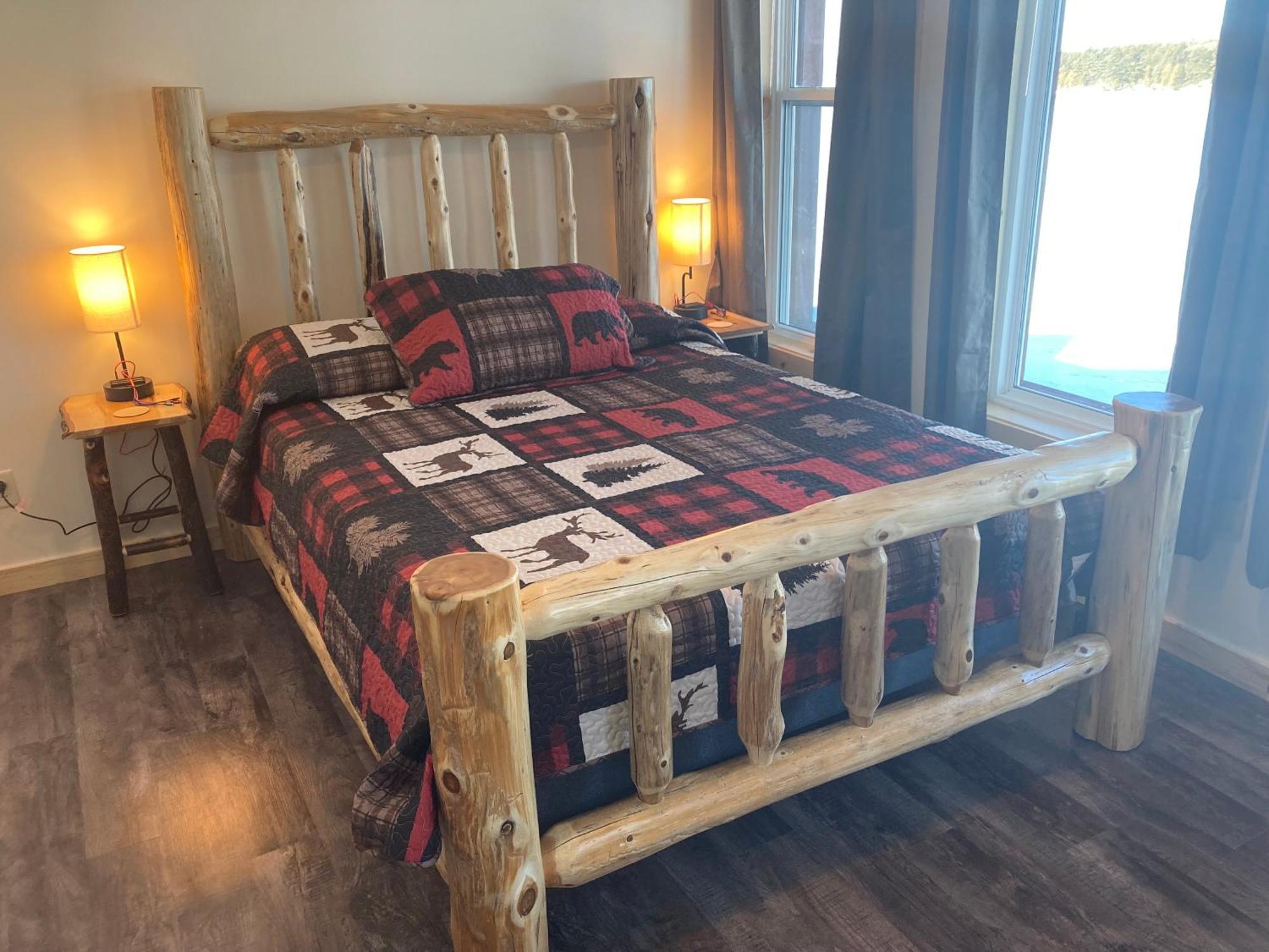 Keweenaw Waters Resort 霍顿 外观 照片
