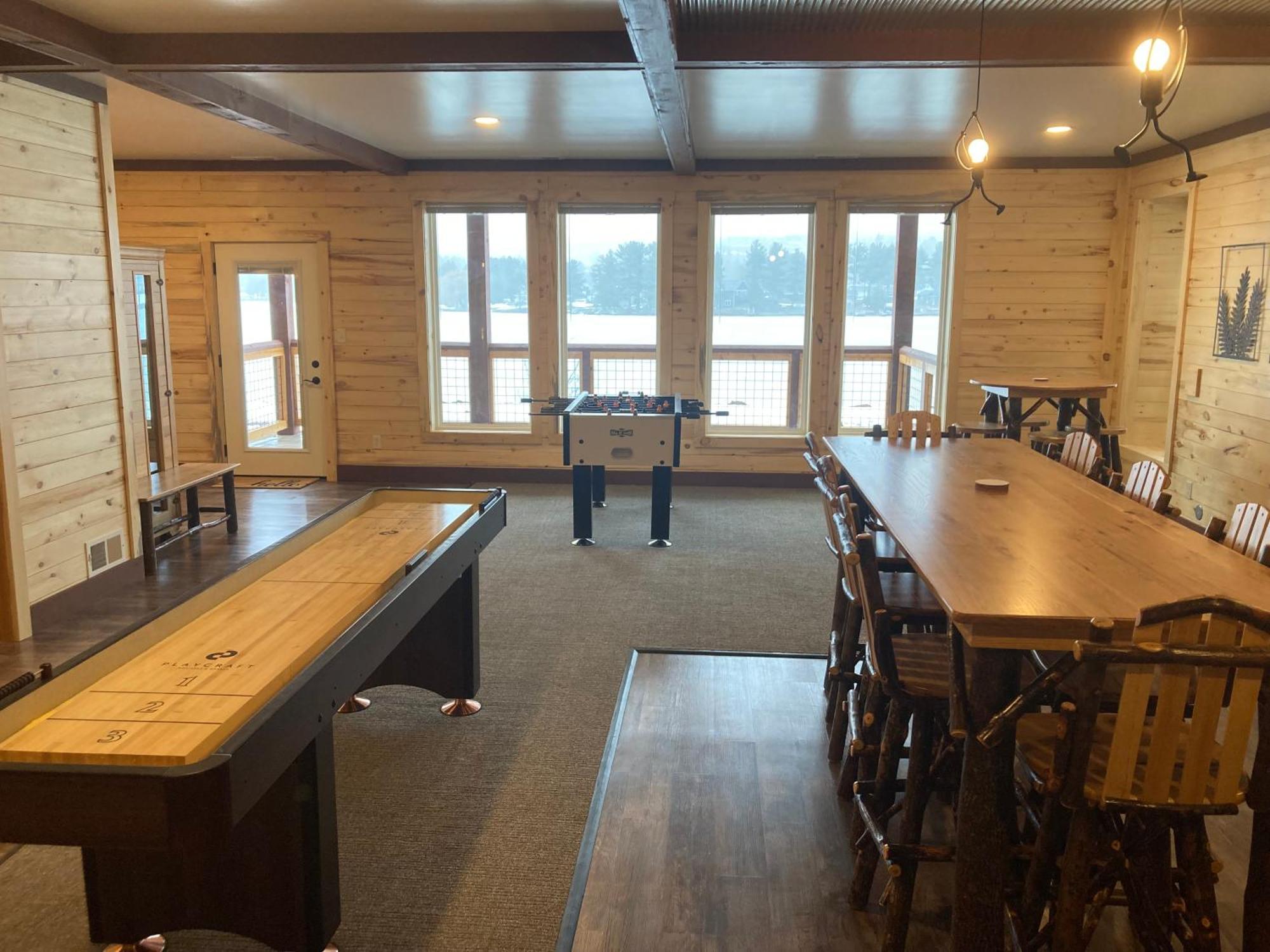 Keweenaw Waters Resort 霍顿 外观 照片